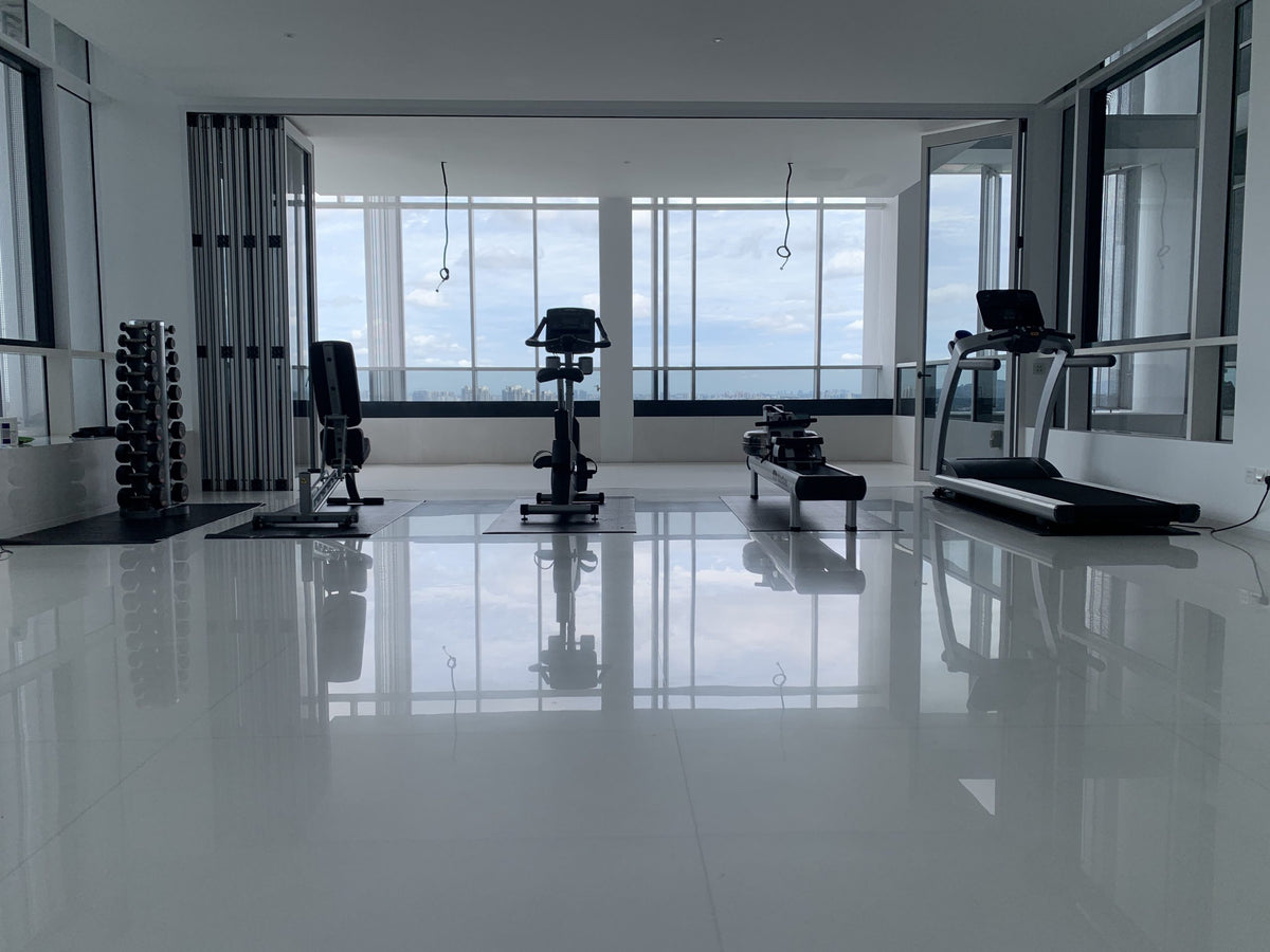 HOW TO CREATE A ROBUST HOME GYM WHEN YOU DON'T HAVE A LOT OF SPACE.