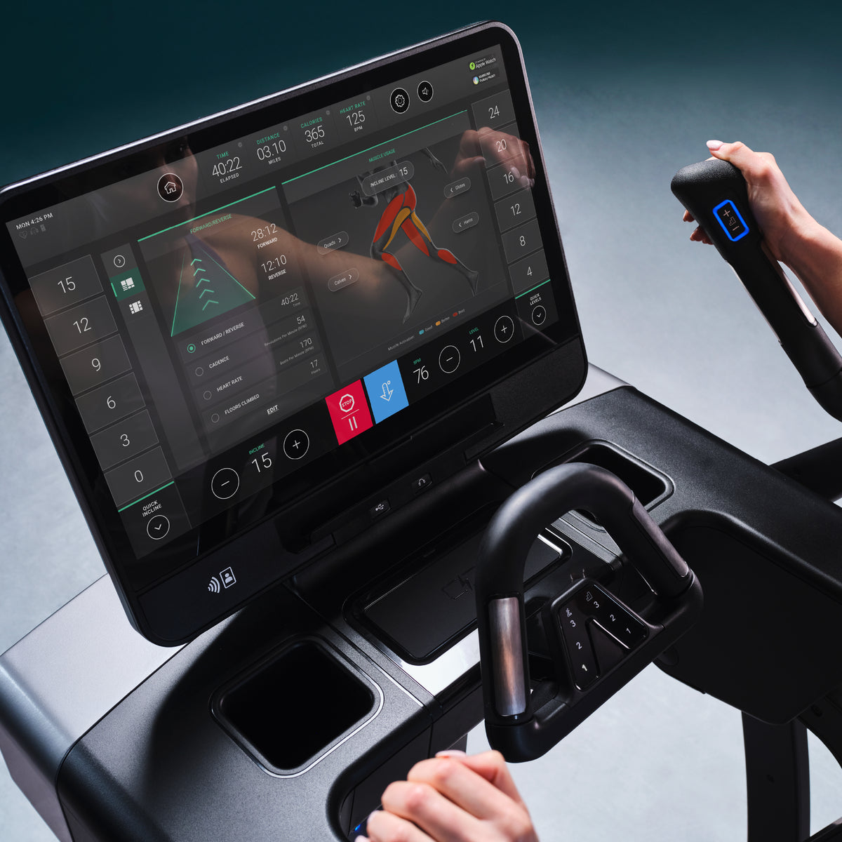 Life Fitness Symbio Incline Elliptical 24" Console