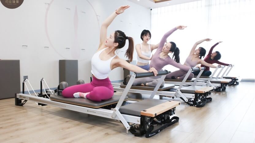 Stott Pilates V2 Max Rehab Reformer with Tower - sporting goods